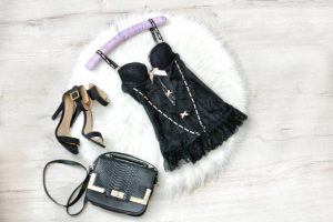 Ideas for accessorizing clothes for various occasions
